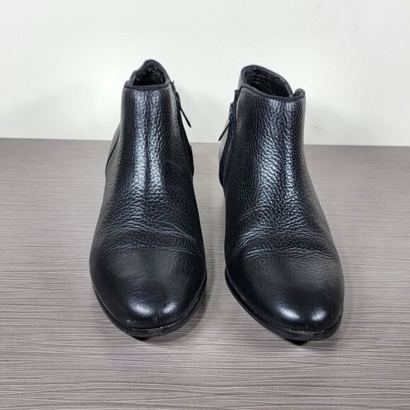 Sam Edelman Petty Chelsea Boot, Black Pebbled Leather, Womens Size 8.5 M / 38.5 - Picture 2 of 13